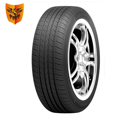 SOLID TIRE ECE ISO CCC GCC SONCAP BIS 証明書を有する耐久性PCR自動車タイヤ