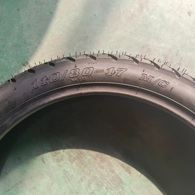 高速モーターサイクルのタイヤ/タイヤ 110/80-17
