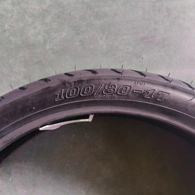 ナイロンチューブレスバイクタイヤ 100/80-17 OEM 青島で受付 積載ポート