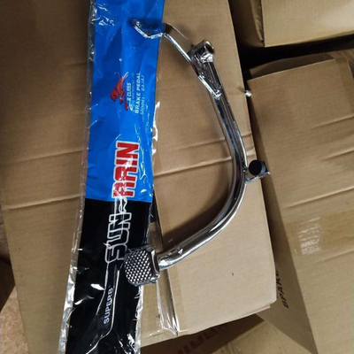 OEM モーターサイクルのボディパーツ ブレーキシューチェーンとスプロケットベアリング フロントフェンダーハンドルバー