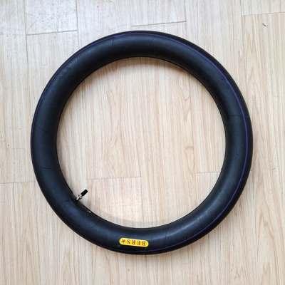 モーターサイクルのタイヤ内管 300/325-18 急速生産能力1日50000個