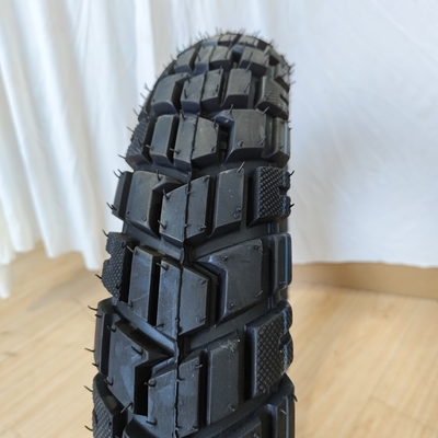 110/90-16 6PR/8PR Ply 評価と受容可能なOEM サービスを持つオートバイタイヤ