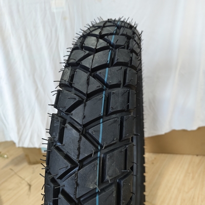 タイヤサイズ 120/80-18 黒色 モーターサイクルのチューブレスタイヤ