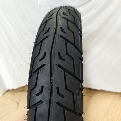 35%~55%ゴム含有量 タイヤカッシング モーターサイクルのチューブレスタイヤ 13090-18 バイクタイヤ