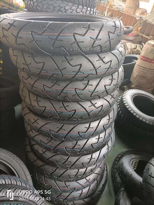 90/90-18 各種 お客様 の 要求 に 適した バイク タイヤ