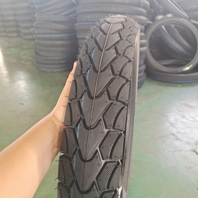 黒 350-18 モーターサイクルのタイヤとインナーチューブ