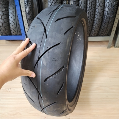 タイヤカッシング モーターサイクルのタイヤ 180/55-17 190/55-17 清水港の荷乗用