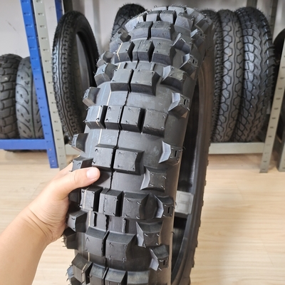 6PR/8PR プライスレーティング ブラック・チューブレスバイクタイヤ 140/80-18 140/80/18 ロシア市場向け
