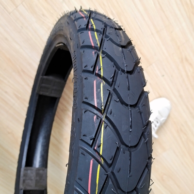 90/90-18 ナイジェリア市場向けモーターサイクルのチューブレス・ダブル・スポーツタイヤ 配達時間 25-30日