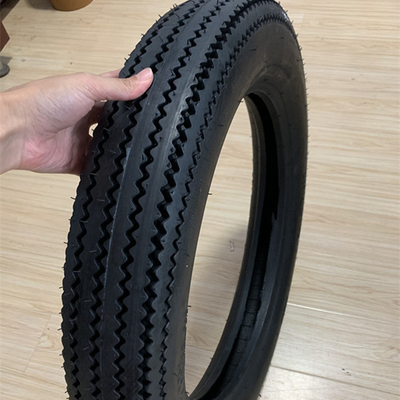 4.50-18/350-18/400-18/400-19 モーターサイクルのタイヤ販売で最高のパフォーマンスを得ます