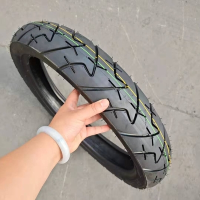 スワローモーターサイクルのタイヤ 35%~55%のゴムを含有