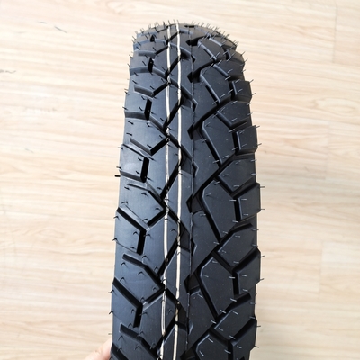 35%~55%ゴム含有量 パネウマティック型厚くされたバイクタイヤ 110/90-16