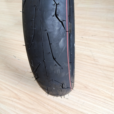 35%~55%ゴム含有量 バイクタイヤ 90/90-12 ツーホイールバイクスクーター バイクタイヤ