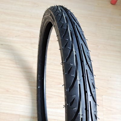 6PR/8PR ゴム含有量 35%-55% 道路用オートバイタイヤ 45/90-17 50/90-17 モーター部品