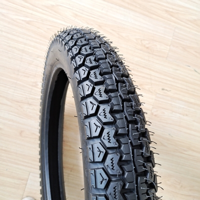3.25-18 モーターサイクルのタイヤ 黒のチューブレスから原材料自然ゴム鋼ナイロン