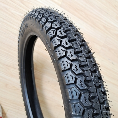 3.25-18 モーターサイクルのタイヤ 黒のチューブレスから原材料自然ゴム鋼ナイロン