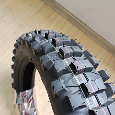 OEM 許容されるスーパーバイクタイヤ 110/100-18 自然ゴム鋼ナイロン製
