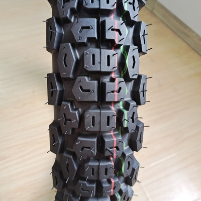 4.10-18 モーターサイクルのタイヤ 天然ゴムタイヤケース