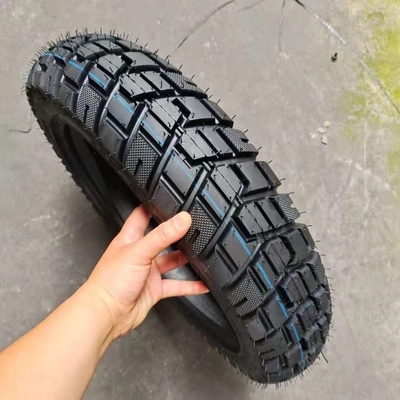 青ダオ港 積載 110/90-16 35%~55%ゴムを含むチューブレスモーターサイクルのタイヤ