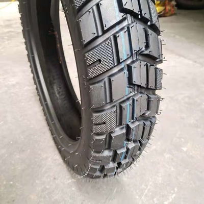 青ダオ港 積載 110/90-16 35%~55%ゴムを含むチューブレスモーターサイクルのタイヤ