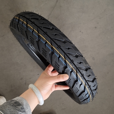 トップ・チューブレスモーターサイクルのタイヤ TL スクータータイヤ 90/90-10 90/100-10 100/90-10 110/90-10