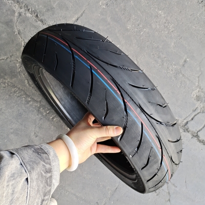 6pr/8pr オートバイ用チューブレスタイヤ 140/70-17 OEM受容とプライ等級 6pr/8pr