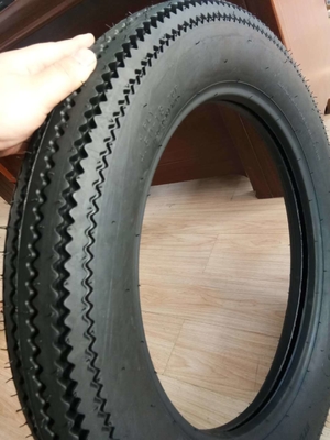4.50-18 4.00-19 170/80-15 4.50-18 180/80-14 モーターサイクルのタイヤ