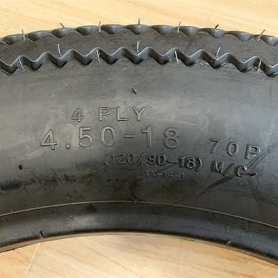 市場をリードする張力強さ 10.5 モーターサイクルのタイヤ 4.00-19 アフリカ市場向け