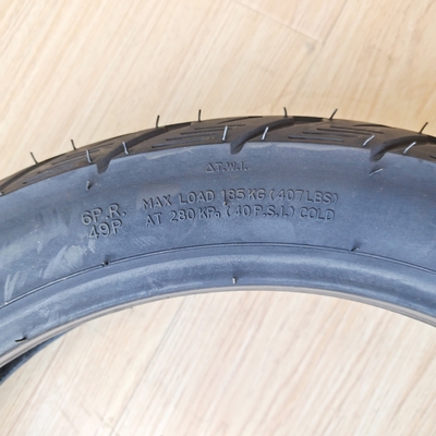 14 輪 バイク タイヤ 80/90-14 荷乗港 青ダオ港 タイヤカバー