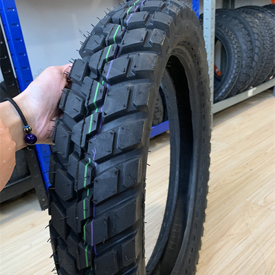 生産能力 日当たり5000台 110/90-17 35%~55%ゴムを含むオートバイタイヤ