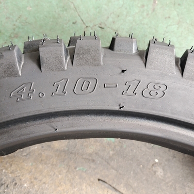 黒色4.10-18 8PR チューブレスバイクタイヤ 35%-55%ゴム含有量 青島