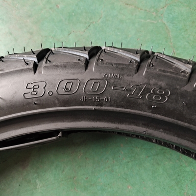 トゥープレスバイクタイヤ 3.00-18 35%-55% ゴム含有量 6pr/8pr