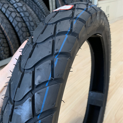 青島港 荷装 90 90 18 モーターサイクルのタイヤ 生産容量1日5000台