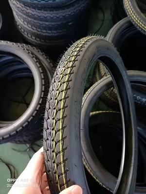 チンダオ港のロードタイヤ IRCモーターサイクルのタイヤのケース 60/100-17 70/100-17を含む