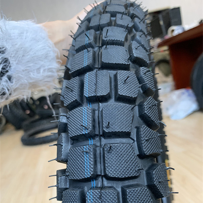 3.00 18 モーターサイクルのタイヤケース 保証された25日以内の配達時間