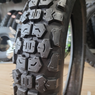 青島港 荷乗 バイク車輪 耐久性タイヤケース付き 90/90-18タイヤ