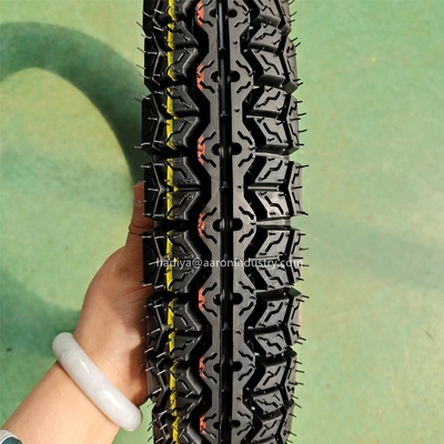 300/18 メキシコ市場用 固体モーターサイクルタイヤカバー 3.2/3.4KG