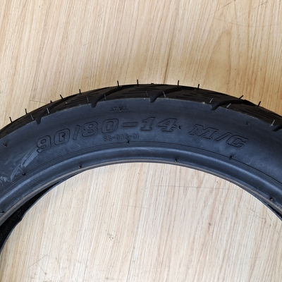 OEM 許容性 天然ゴム 鋼 ナイロン 90/80-14 908014 9080-14 TL タイヤ バイク