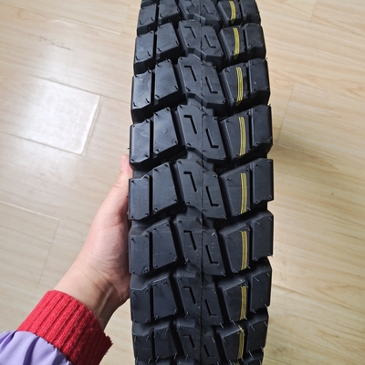 超4.50-12 トューブレスバイクタイヤ OEM 対応