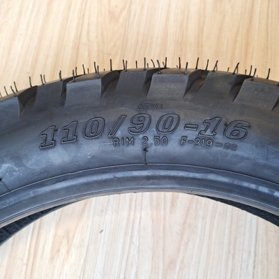 110/90-16 モーターサイクルのタイヤ 6PR OEM対応のチューブレスモータータイヤ