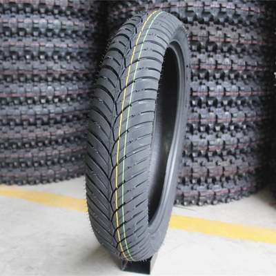 13000PCS 負荷QTY/40'HQ 6PR/8PR モーターサイクルのタイヤ 道路タイヤ 120/80-17 100/90-17 110/80-17 120/70-17 90/90-17