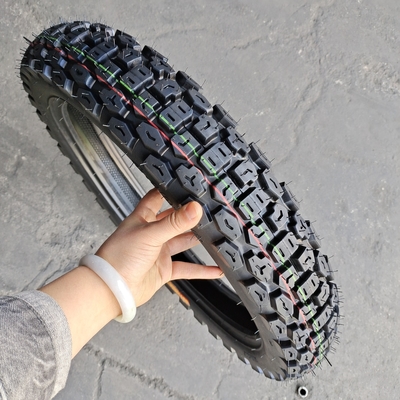 バイクタイヤ 300.17 300-17 300.18 300-18 6PR/8PR 折りたたみ率とタイヤケース