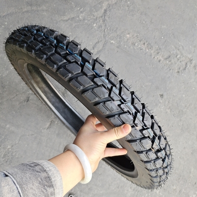 s 自動車用ゴムスペアパーツ モーターサイクルのタイヤのためのブラックタイヤケースのベスト3.00-18