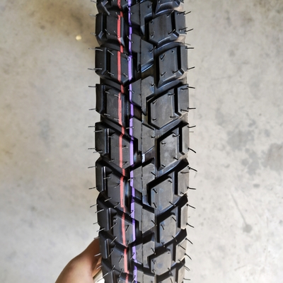 青島で高い信頼性のある黒色3.00-17Dirt Bikeモーターサイクルのタイヤ