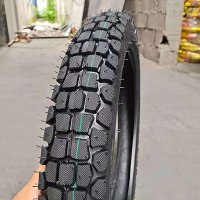モーターサイクルのタイヤ 2.75-17 先端技術付きのチューブレスタイヤケース
