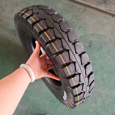 チンダオ港の荷乗バイクタイヤ450 12 35%~55%ゴム含有量