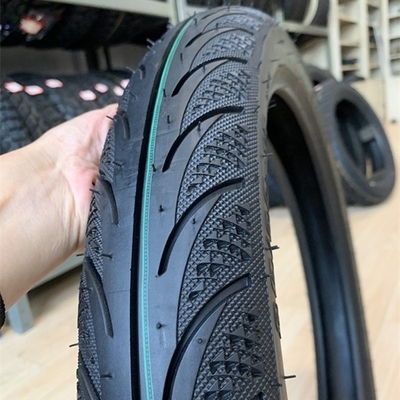 70/90-17 色とりどりのオートバイタイヤと20000KMの作業寿命でスムーズなドライブを体験