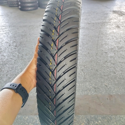 4.2kg 重量 柔らかいゴム モーターサイクルのタイヤ 100/90/18 120/80/17 100/90-17 120/70/17 909017