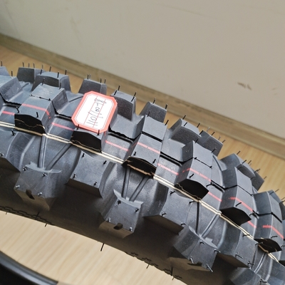OEM 4.10-18 110/100-18 35%ゴム含有量のあるオートバイタイヤの輪
