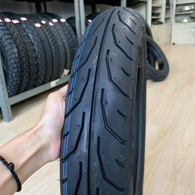 生産されたモーターサイクルのタイヤ タイヤ90/90-17 日容量5000pcs
